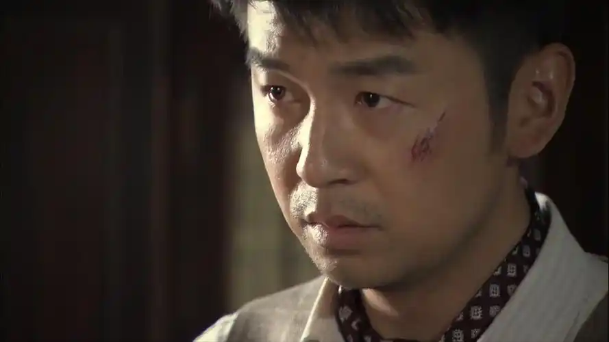 飞哥大英雄梁飞对丁军长觉得愧疚丁军长明白人你已经尽力了