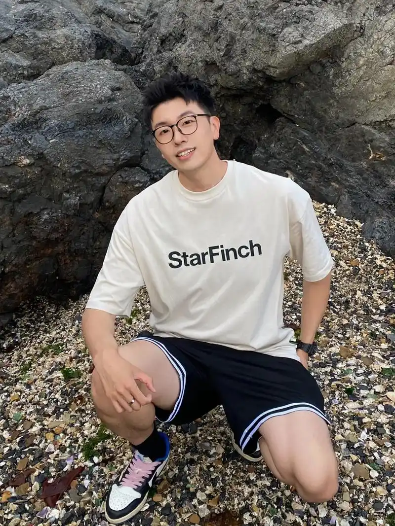 有效介绍:男 双子座 身高188cm 43码,经济独立.有只 - 抖音