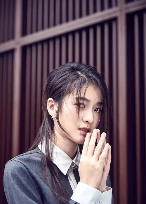 90后中国内地女演员张雪迎