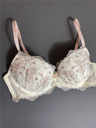 65b罩杯tutu@nna日单新款春夏凉感面料女士文胸少女