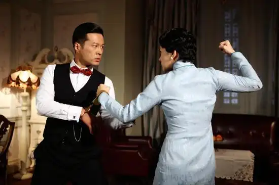 《金玉瑶》谭凯与郭羡妮成欢喜冤家