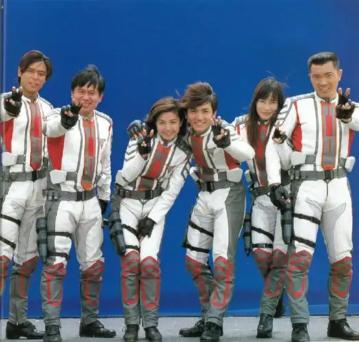 胜利队/guts全员大结局合照!