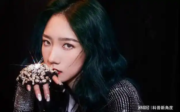 恬不知耻!被捧为歌坛顶流,却没有一首代表作,这3位明星羞不羞