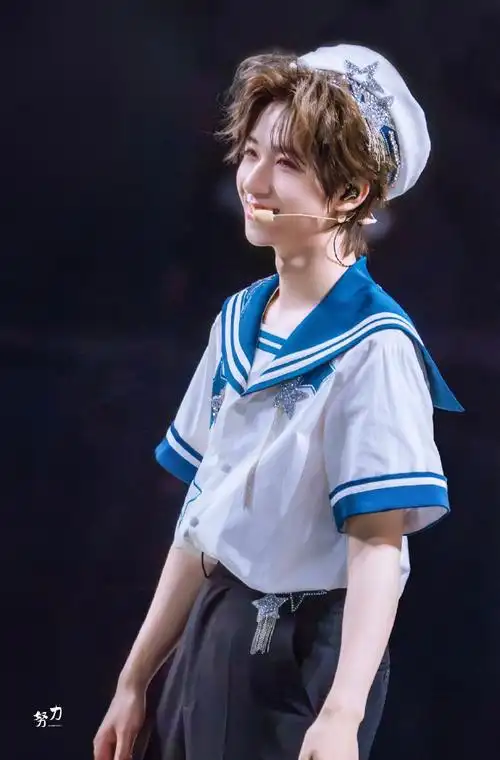 贺峻霖令人心动的offer收官vlog##贺峻霖 令人心动的offer5