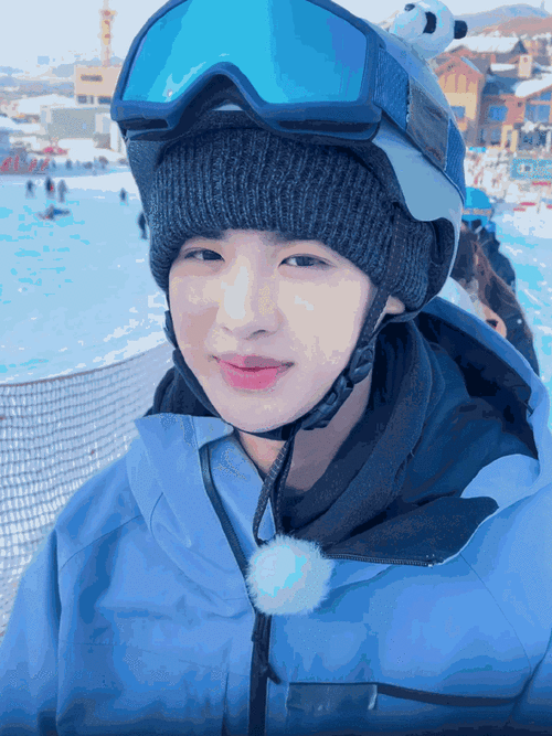 justin黄明昊0219生日快乐