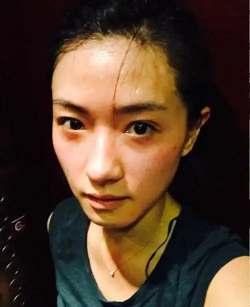 演技炸裂的万茜,9年瘦身路,用健身打造盛世美颜