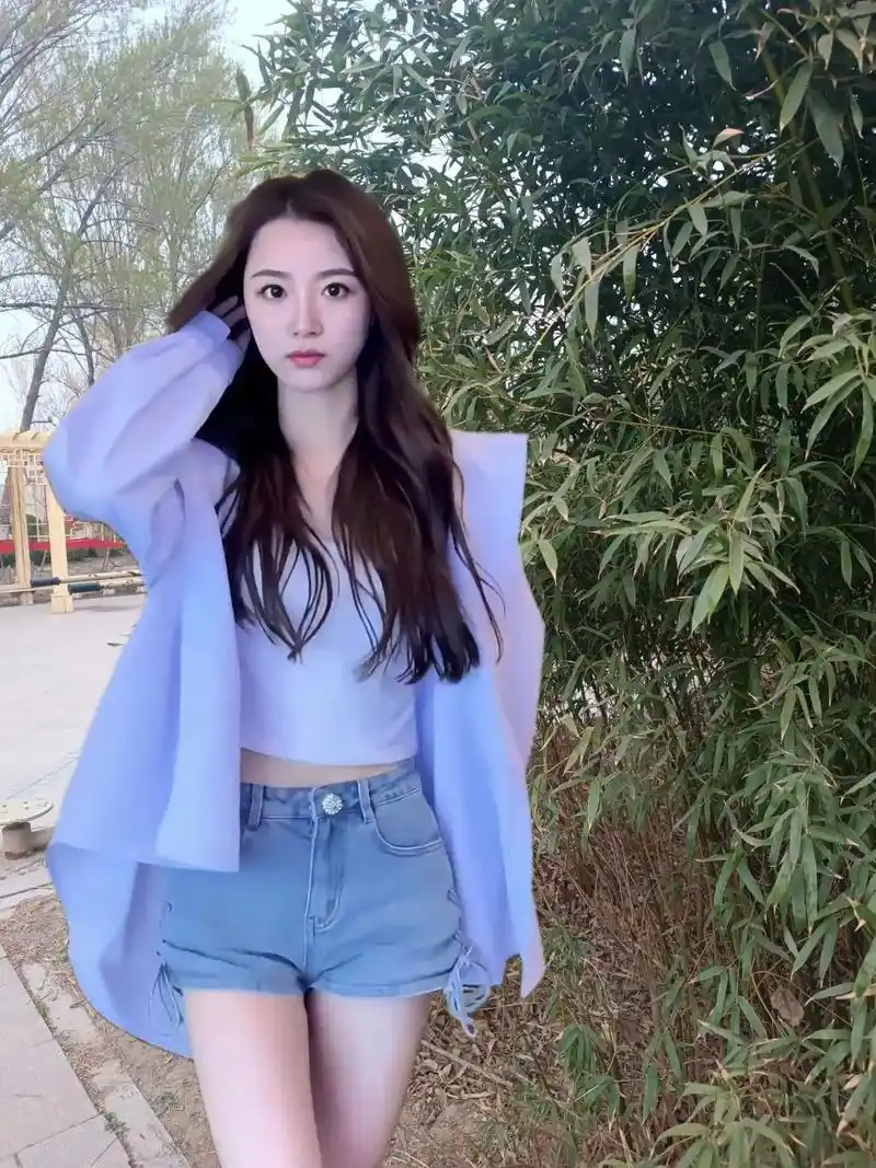 抖音图文来了 #好看的小姐姐 #美女 #纯欲天花板 #图文 - 抖音