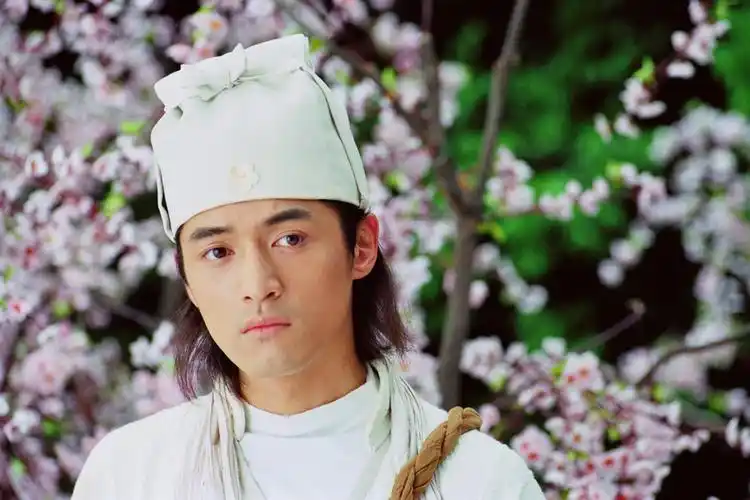 从李逍遥到梅长苏 盘点胡歌古装造型