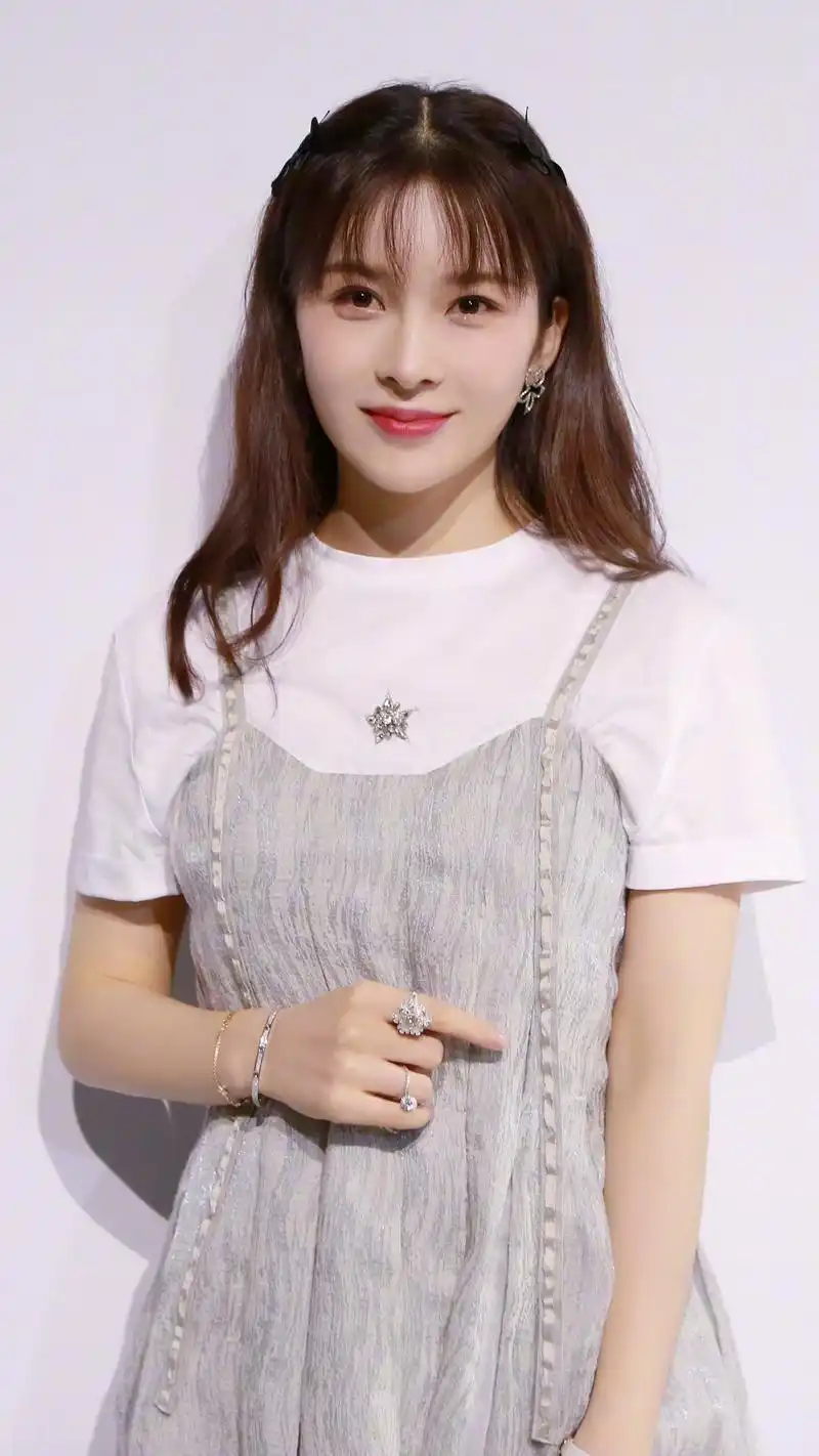 精美图集|内地小花赵樱子