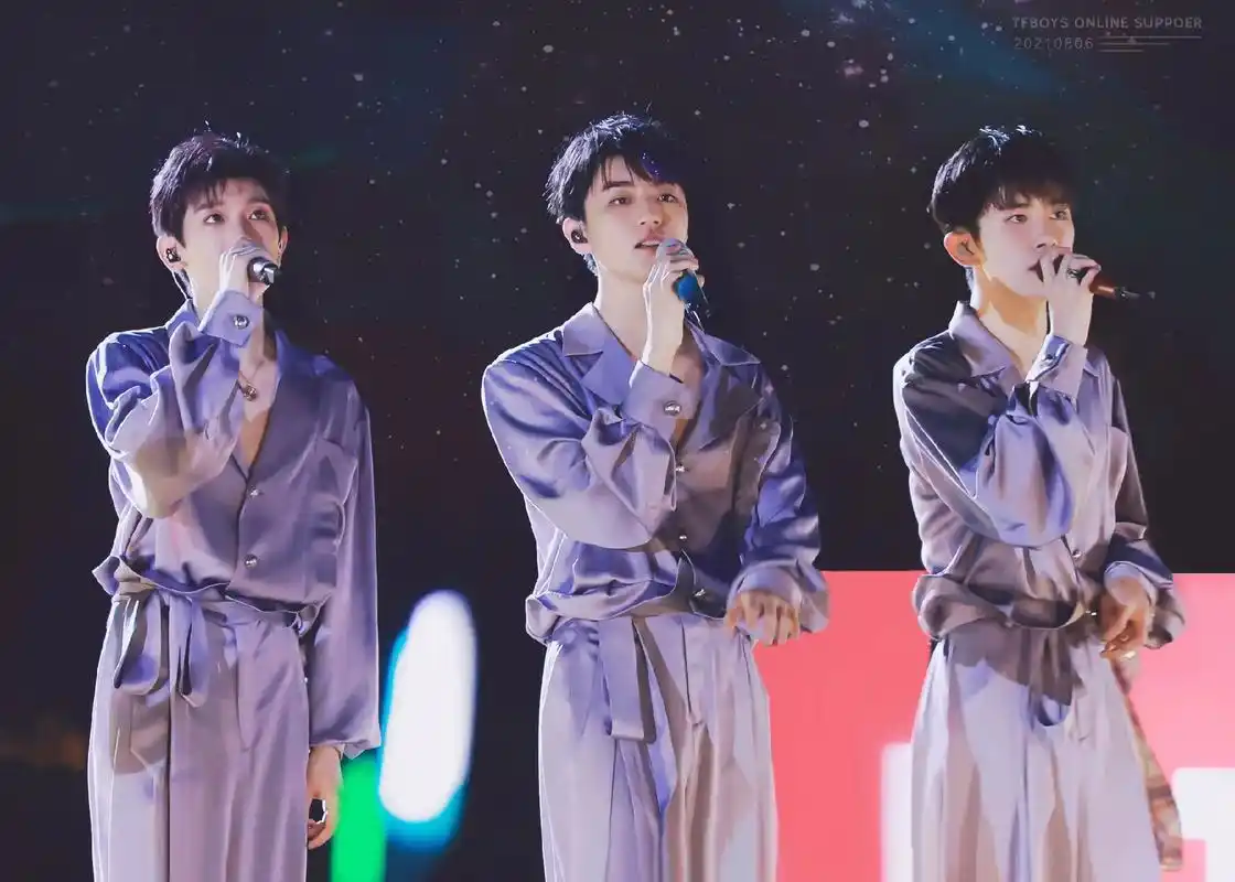 我的大明星 你们在我的青春里满分#tfboys #王俊凯王源 - 抖音