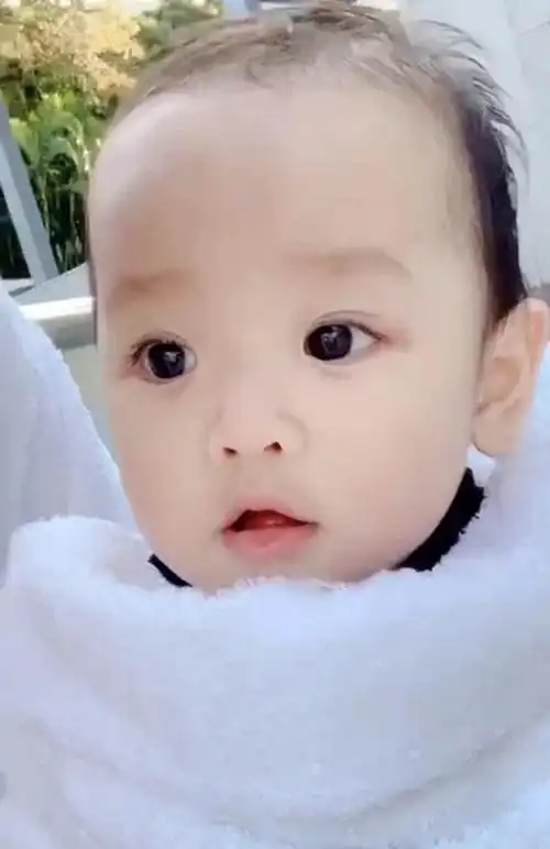 赵丽颖,冯绍峰,母爱