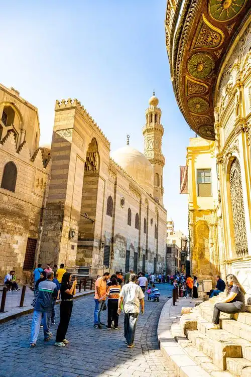 为缓解经济困境埃及关闭城市深夜照明控制商场空调温度