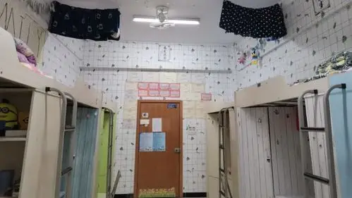 获重庆文理学院文明寝室.