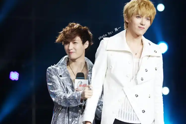 繁星>繁星cp粉红总汇! (新人第一次开楼,请多 .