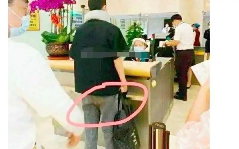 不,不会的!我们的肖战哥哥没有漏屎!