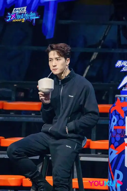 第三季匠心神作井喷 绝美中国风齐舞彰显民族力量|张艺兴|王嘉尔_网易