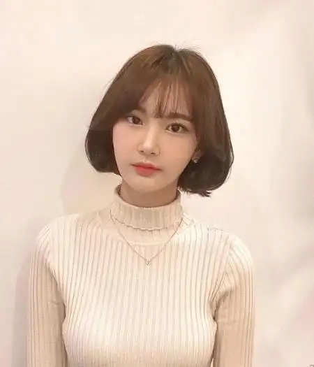 齐肩短发直发发型图片 圆脸 新款,圆脸适合齐肩短发吗---稻草号