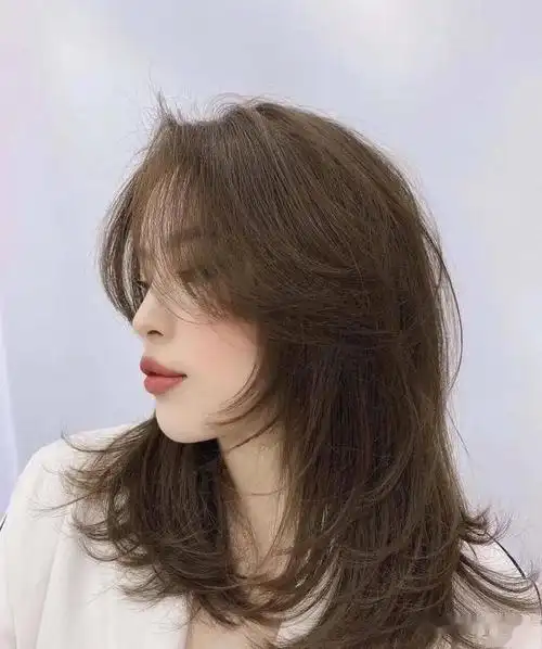 适合35岁左右女人的发型有哪些?