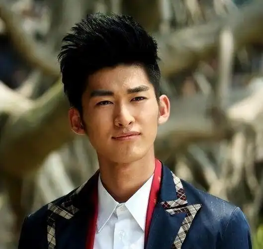 陈冠希之后张翰颜值也倒了!果然,男神最后的归宿,是"赵本山"