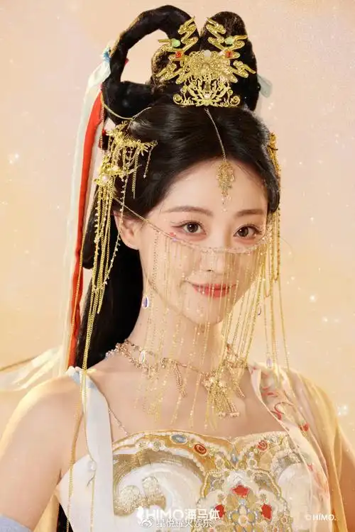 祝绪丹国风写真惊艳亮相,多款造型美轮美奂,完美诠释东方美学