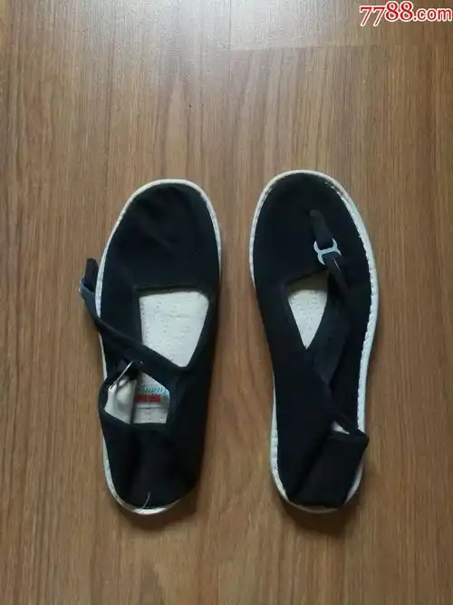 全新一带白塑料底布鞋