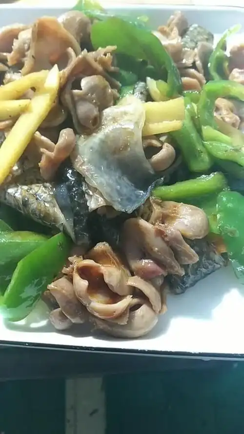 尖椒炒鱼皮鱼抠