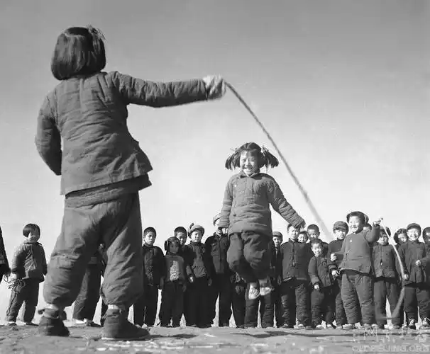 老照片童年游戏