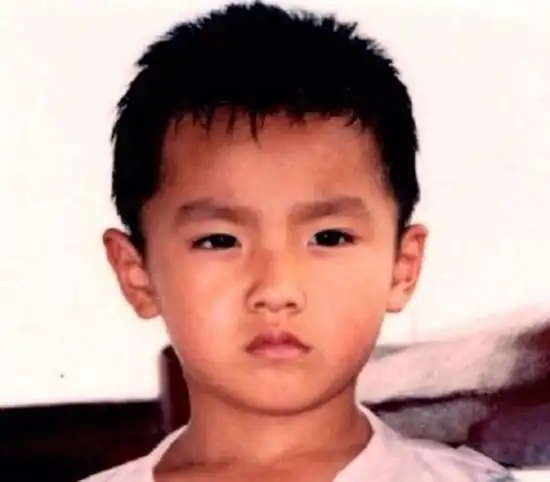 【图】吴亦凡童年照曝光从小帅到大 粉丝:终于知道为什么叫肉肉