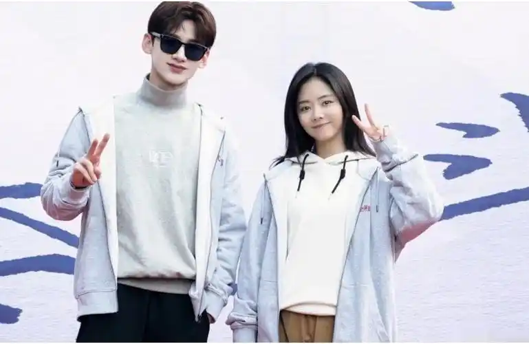 谭松韵白敬亭有爱情戏吗?