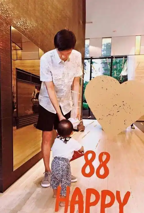 48岁"玉女歌手"苏慧伦被爆婚姻红灯,丈夫酒后吐心声,坦言很累_孙益民