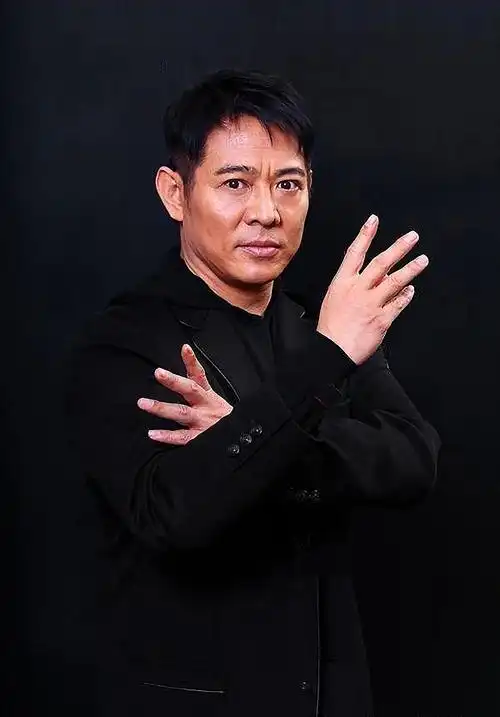 李连杰的13幅书法墨迹品鉴,行云流水,网友:这字有几分武侠味