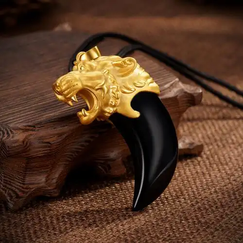 gzuan古钻珠宝霸气虎头黄金足金3d硬金黑玛瑙虎牙造型男款吊坠yjd0043