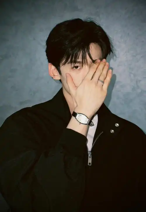 白敬亭这么帅不要命啦