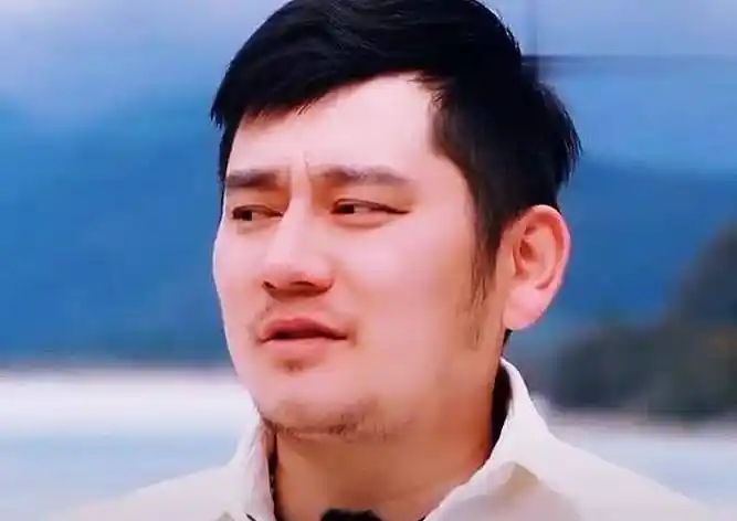 男明星变胖太可怕了!赖冠霖发腮颜值暴跌,许凯发福肿到不能看!