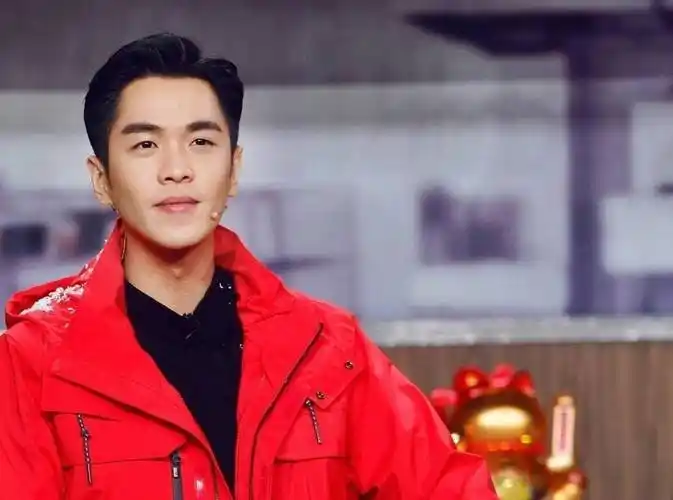 同是当爸爸,张若昀获网友祝福,而陈赫却再次被黑?_微博_评论_唐艺昕