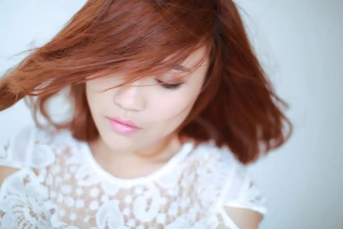 谁能给我发一张,庄心妍超级高清的壁纸,不要10几k的最好几百k的