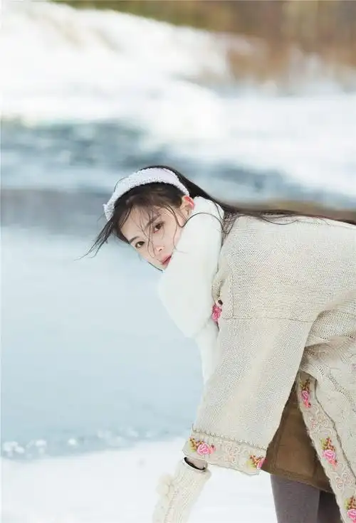 孙安可清新冬日大片曝光厚积薄发多部作品待播