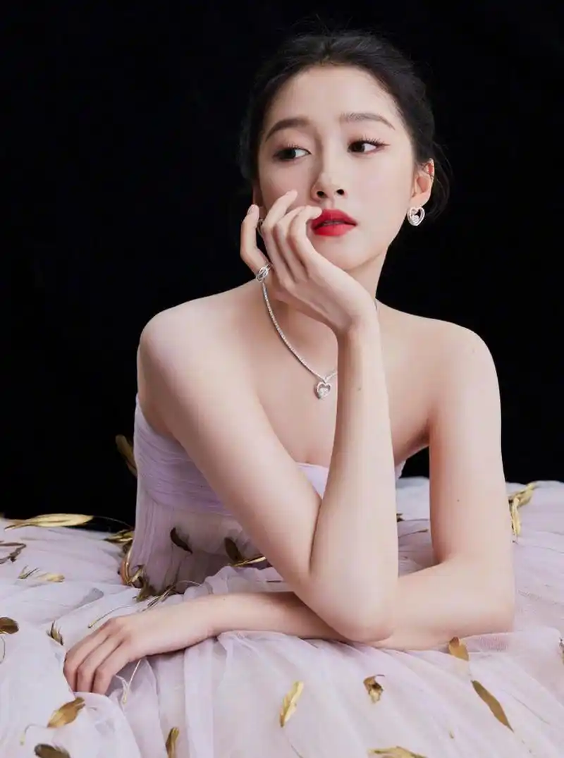 美的嘞~!这回晓彤没有失手吧!#关晓彤