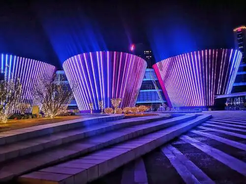 太原长风商务区锦绣之旅大型灯光秀