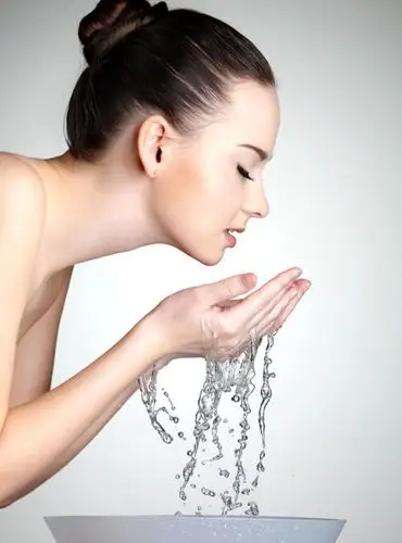 皮肤深层清洁四步骤 细致毛孔养出细腻白瓷肌 - 知乎