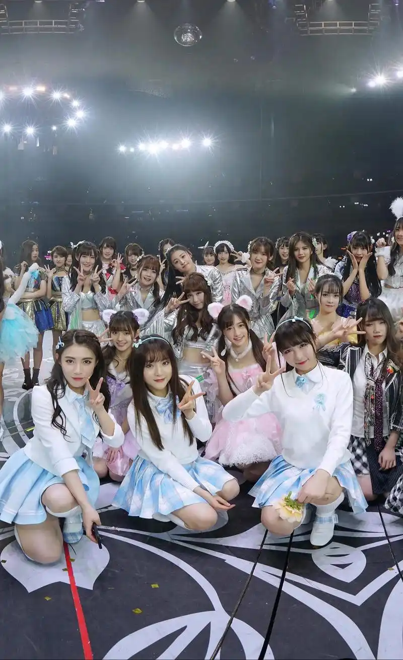 snh48 #塞纳河 #总选 #大合影 - 抖音