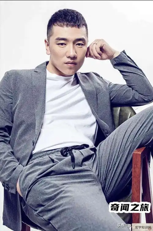 网上女歌手亚男是哪里的人(辽宁女歌星亚男简历)