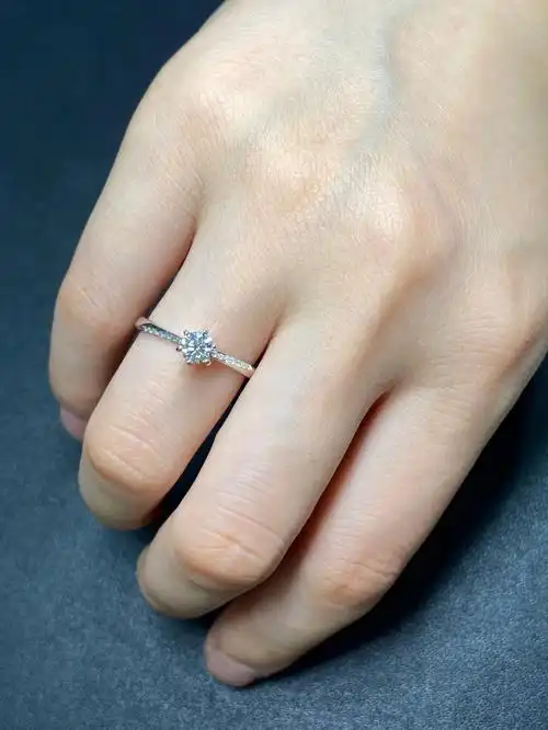 9款经典gia钻戒款式推荐