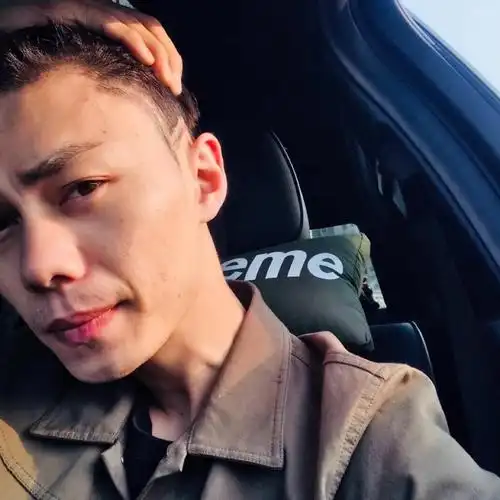 抖音杨少华【设计师集成店】头像