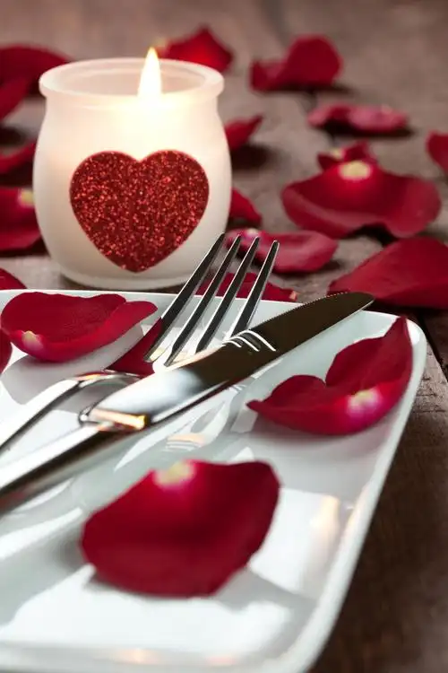 情节节浪漫晚餐