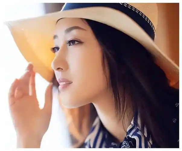 杨钰莹遭遇"祸水" 献唱婚礼 永恒女神败在"天降"|歌曲|新歌|她的歌|无