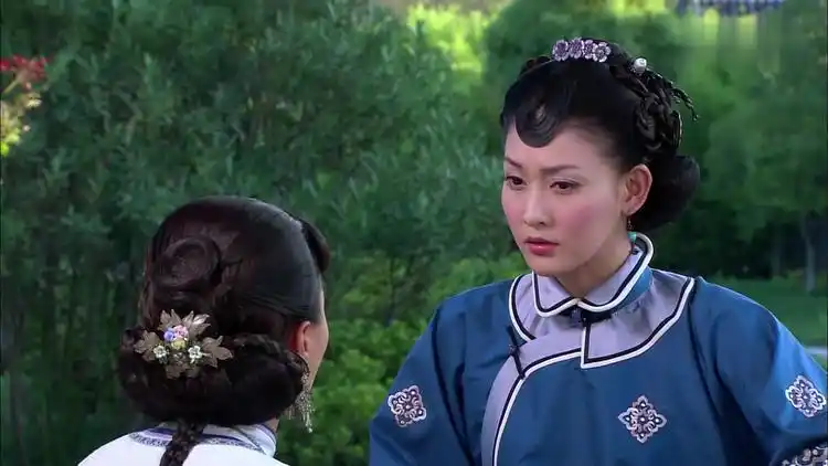 大丫鬟:采青知道清羽为了她逃出来后,不惜给姐姐下跪,请求帮忙