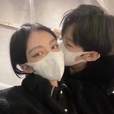 简单好看的情头男女同框情侣头像真人高清 甜到爆的情侣头像一对