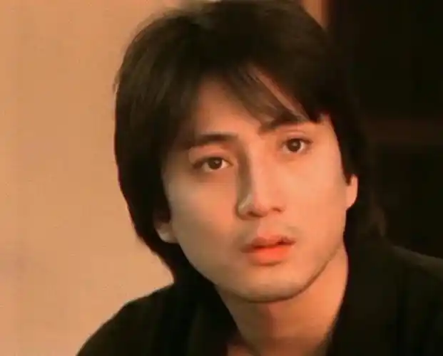 还记得汤镇业的儿子吗?如今帅过年轻时的老爸?