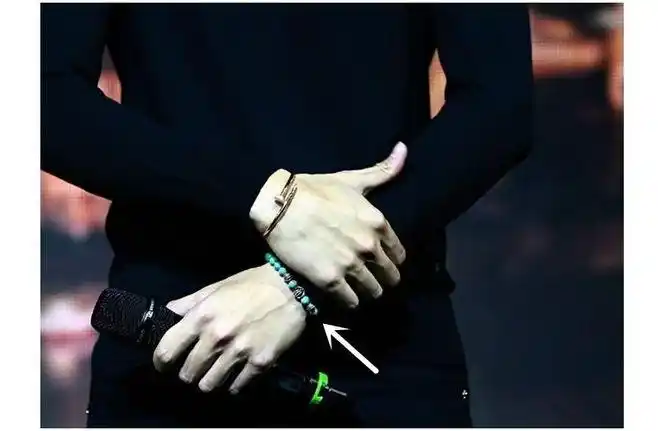 吴亦凡同款手链 #时尚# #欧美# #型男# #潮流# #饰品